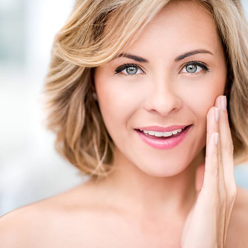 Piele vizibil intinerita dupa rejuvenare faciala cu EXION Rezultat dupa tratament de rejuvenare faciala cu BTL EXION in Timisoara